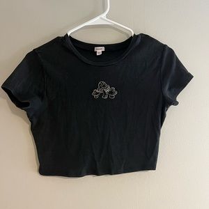Garage black tee with mushroom embroidery
